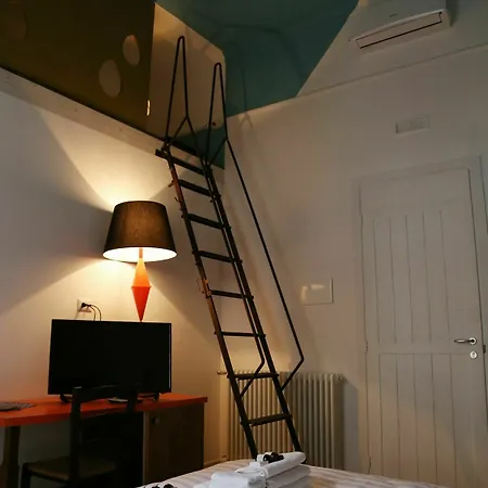 Hotel Ambaraba