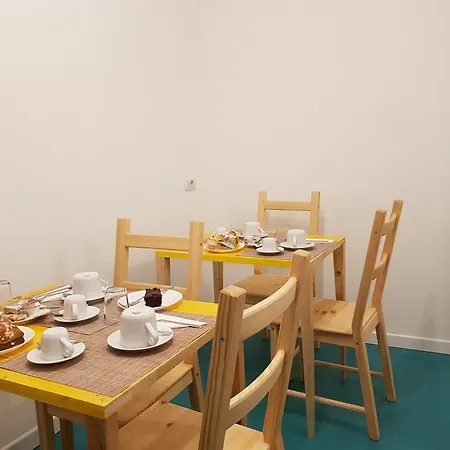 Ambaraba Hotel 2*