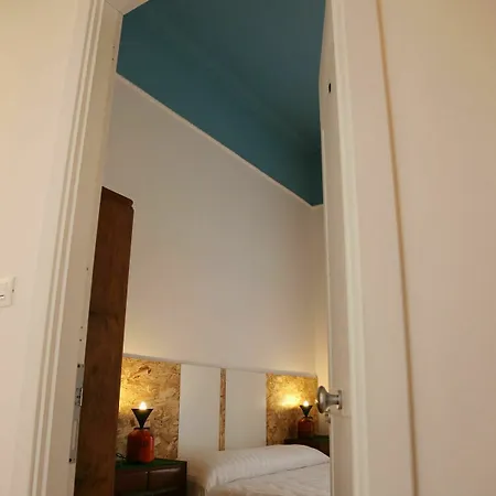 Ambaraba Hotel 2*
